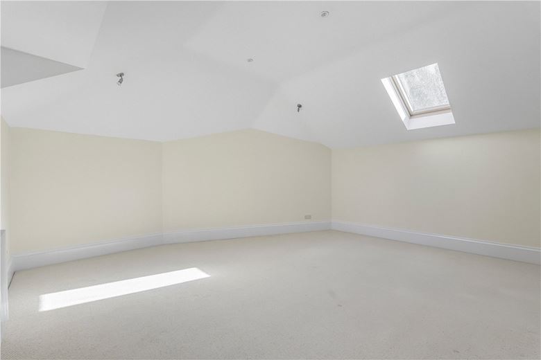 5 bedroom house, Darnford Lane, Lichfield WS14 - Available