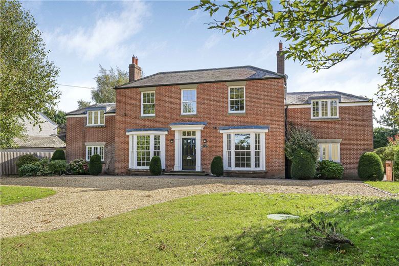 5 bedroom house, Darnford Lane, Lichfield WS14 - Available