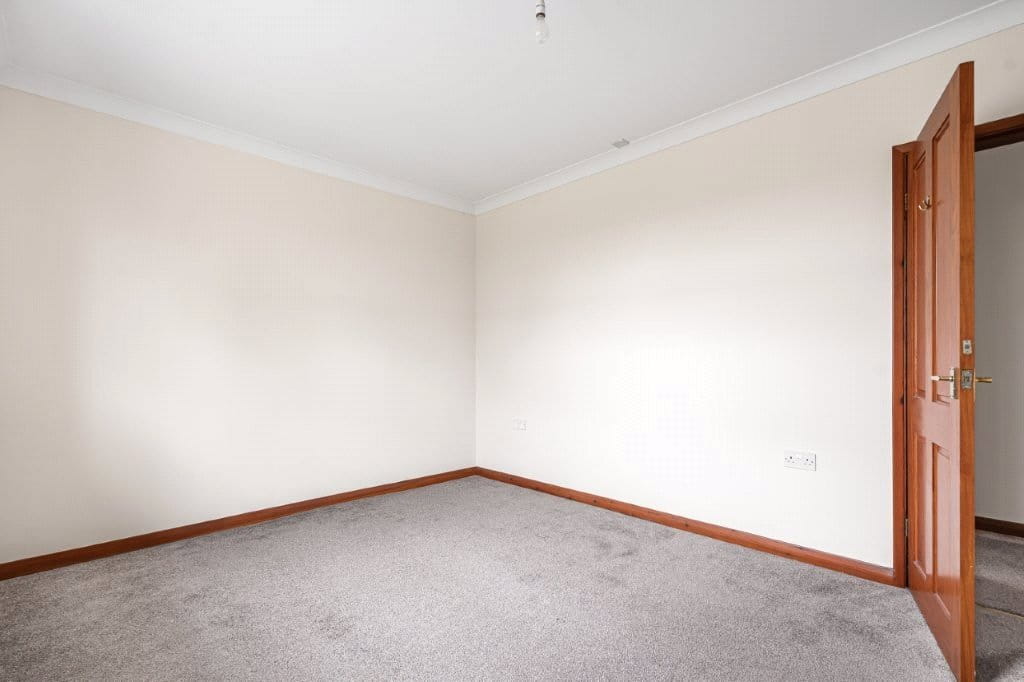 3 bedroom bungalow, Woodthorpe Road, Shuttlewood S44 - Let Agreed