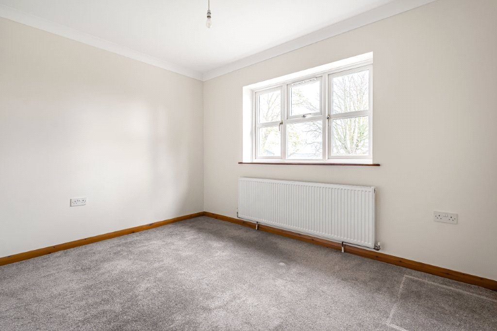 3 bedroom bungalow, Woodthorpe Road, Shuttlewood S44 - Let Agreed