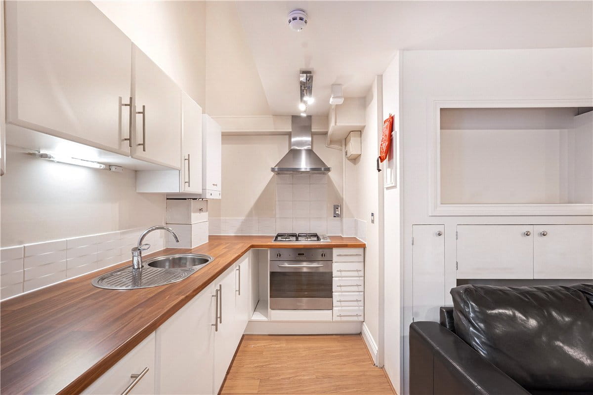 1 bedroom flat, St. Bernards Road, Oxford OX2 - Available