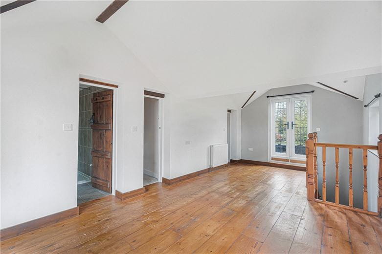 4 bedroom house, Frith Hill, South Heath HP16 - Available