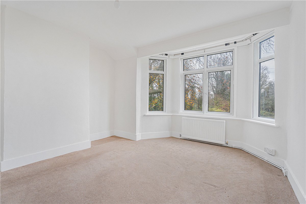 4 bedroom house, Frith Hill, South Heath HP16 - Available