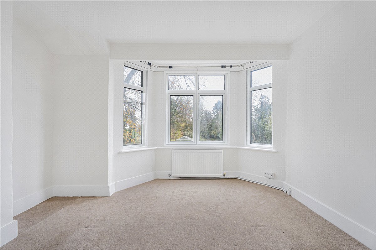 4 bedroom house, Frith Hill, South Heath HP16 - Available