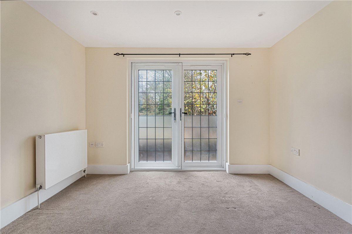 4 bedroom house, Frith Hill, South Heath HP16 - Available