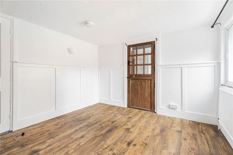 4 bedroom house, Frith Hill, South Heath HP16 - Available