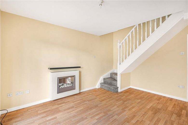 2 bedroom house, Hamilton Close, Bicester OX26 - Available