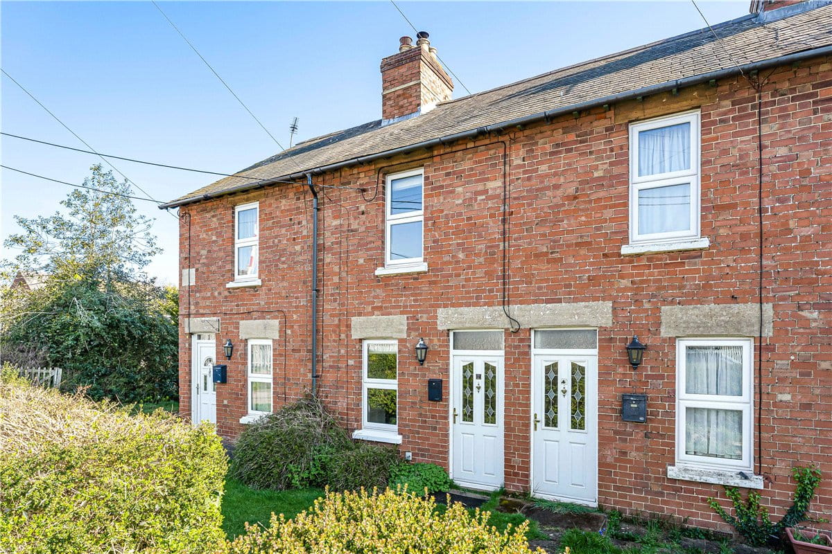 2 bedroom house, Alchester Terrace, Bicester OX26 - Available