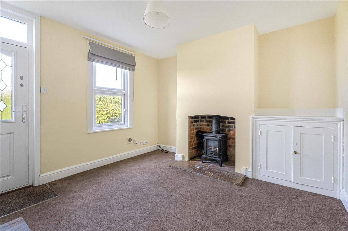 2 bedroom house, Alchester Terrace, Bicester OX26 - Available