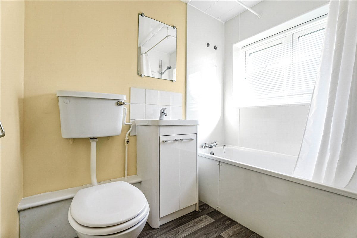 2 bedroom house, Alchester Terrace, Bicester OX26 - Available