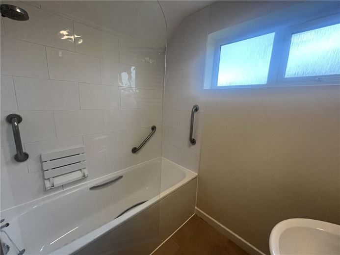 4 bedroom house, Great Coxwell, Faringdon SN7 - Available