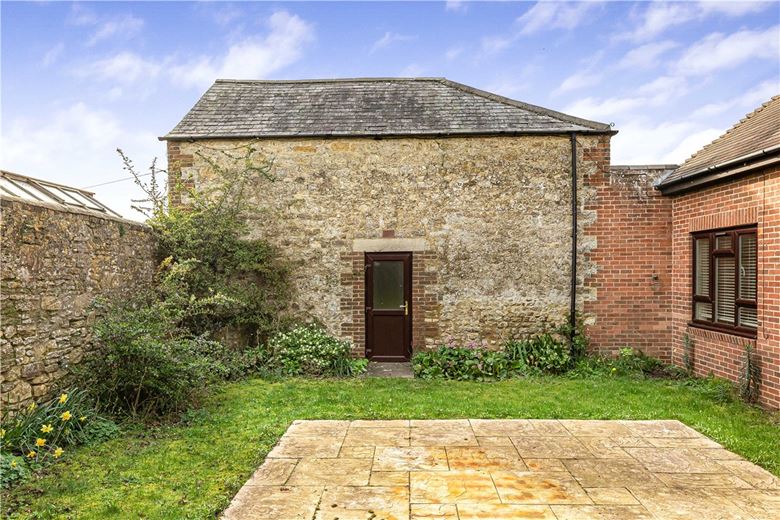 4 bedroom house, Great Coxwell, Faringdon SN7 - Available