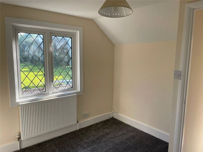 3 bedroom house, Tingrith Road, Eversholt MK17 - Available
