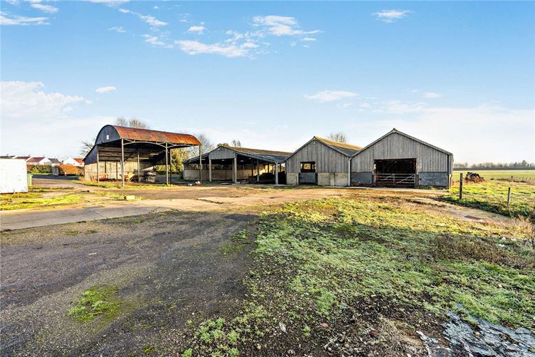  Farm, Aston Road, Haddenham HP17 - Available