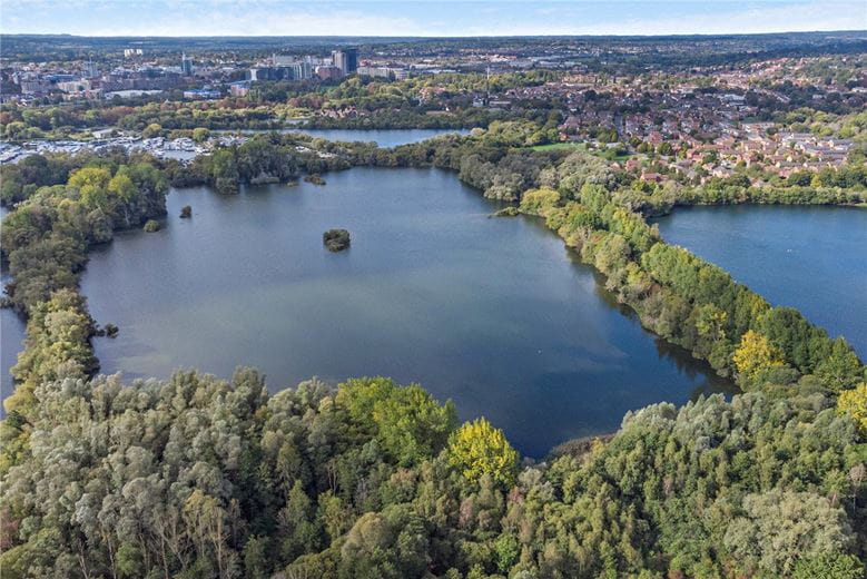 411 acres Land, Henley Road, Caversham RG4 - Available