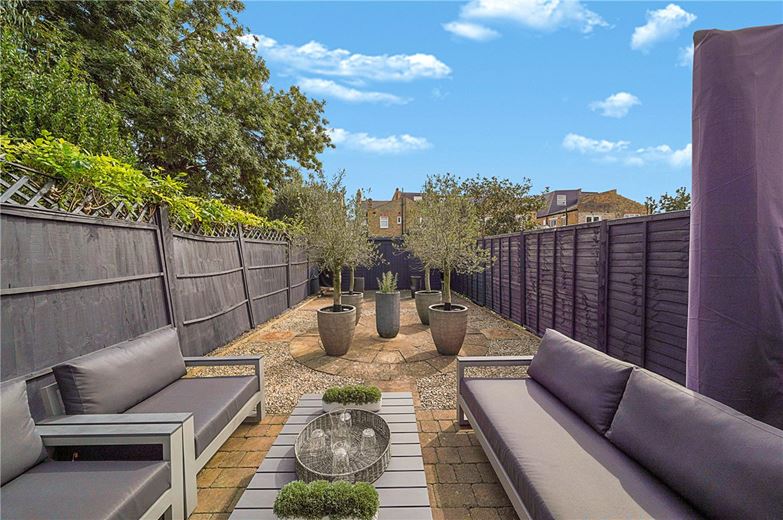 4 bedroom house, Kenyon Street, London SW6 - Available