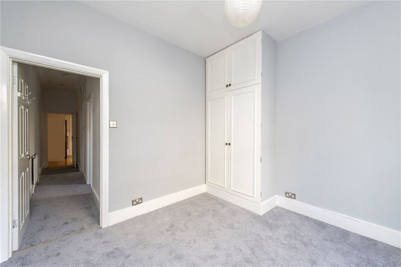 2 bedroom flat, Colehill Lane, London SW6 - Let Agreed