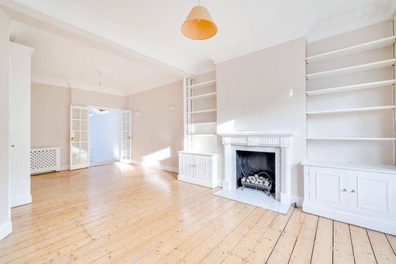 4 bedroom house, Lysia Street, London SW6