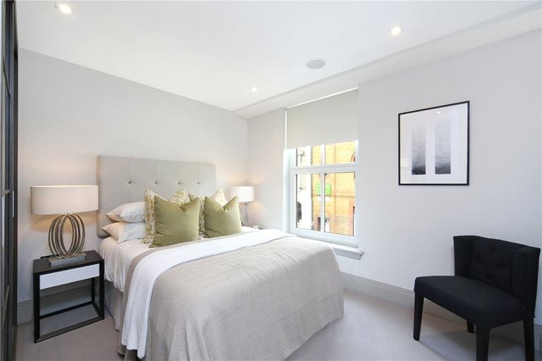 1 bedroom flat, Grayton House, 498-504 Fulham Road SW6