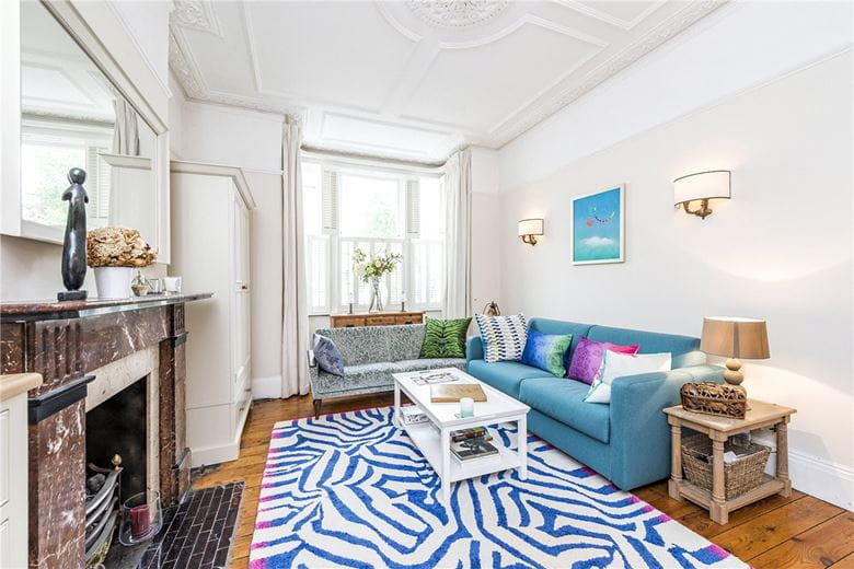 2 bedroom flat, Hestercombe Avenue, London SW6 - Let Agreed