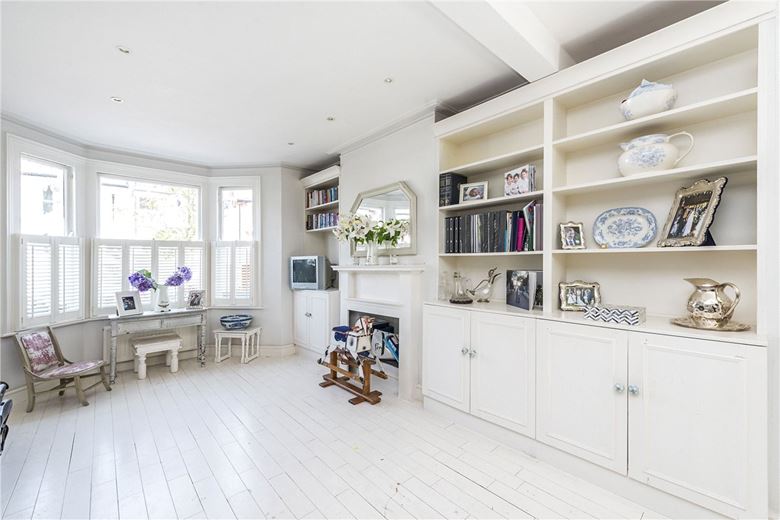 5 bedroom house, Langthorne Street, London SW6 - Let Agreed