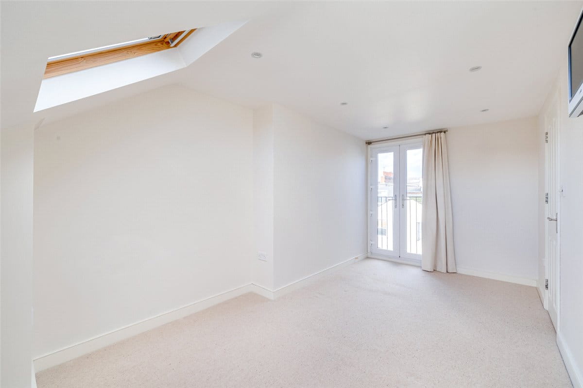 5 bedroom house, Allestree Road, Fulham SW6 - Available