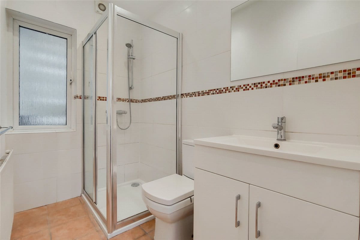 2 bedroom flat, Sedlescombe Road, London SW6 - Let Agreed