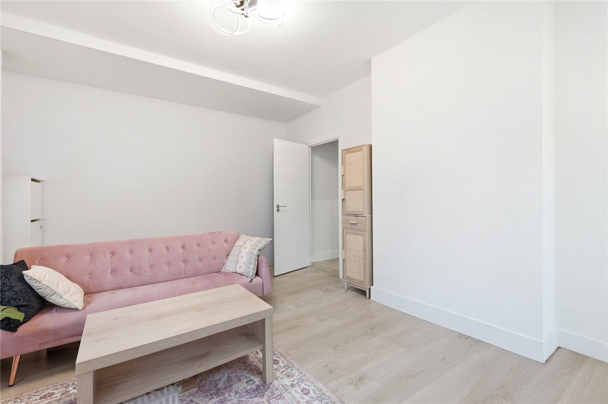 1 bedroom flat, Charleville Court, Charleville Road W14 - Available