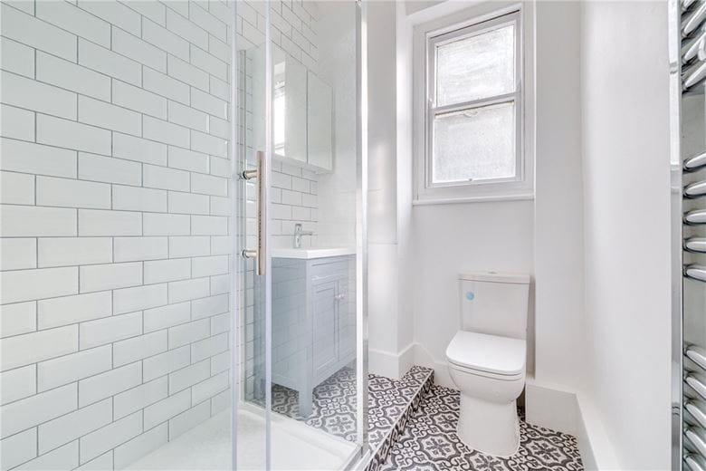 2 bedroom flat, Waldemar Avenue Mansions, Waldemar Avenue SW6 - Let Agreed