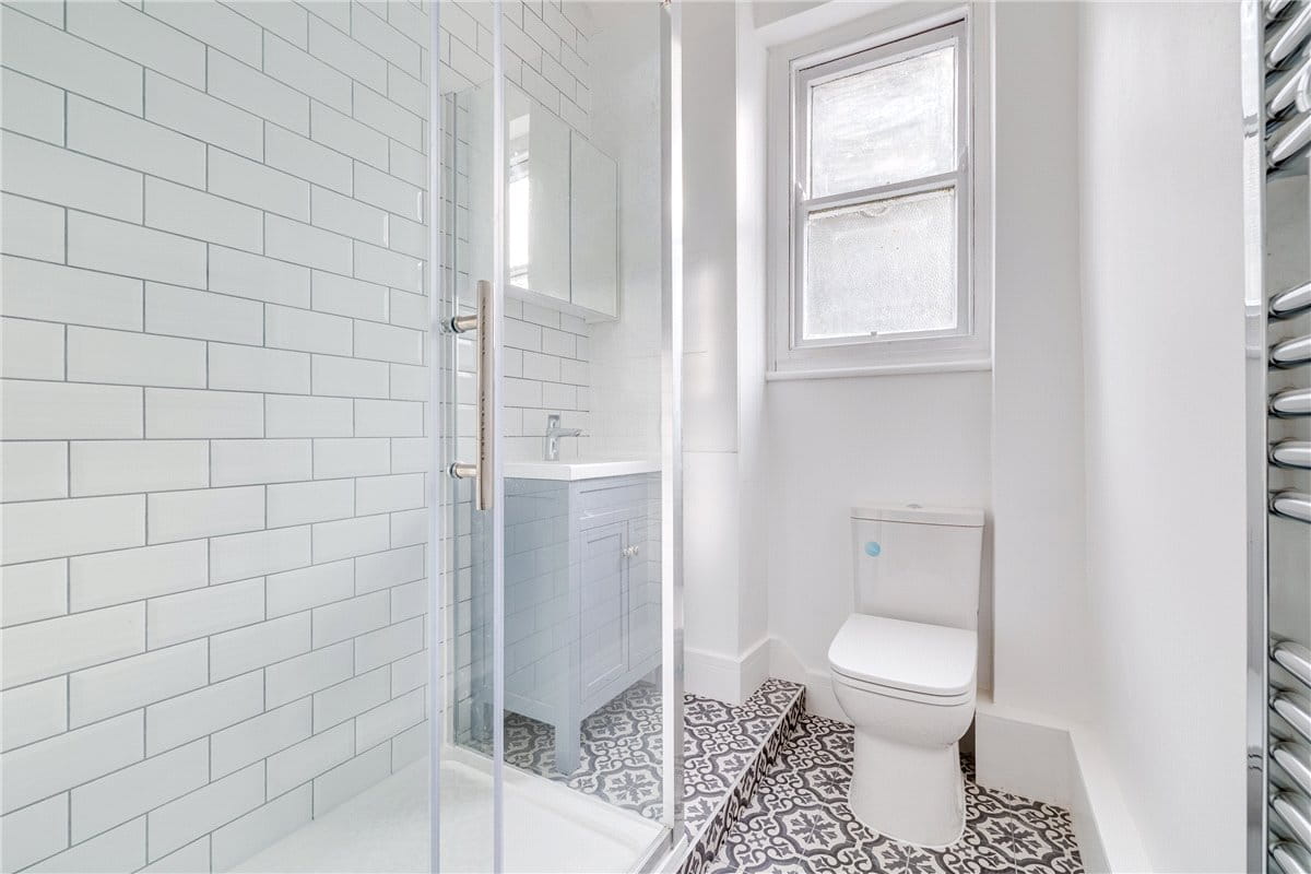 2 bedroom flat, Waldemar Avenue Mansions, Waldemar Avenue SW6 - Let Agreed