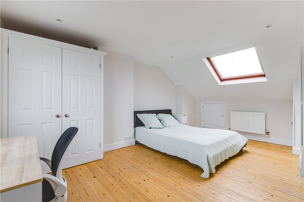 3 bedroom flat, Danehurst Street, London SW6 - Let Agreed