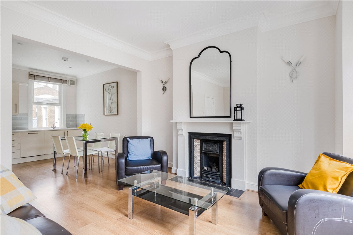 3 bedroom flat, Danehurst Street, London SW6 - Let Agreed