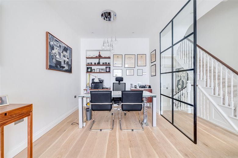 5 bedroom house, Ashington Road, London SW6 - Available