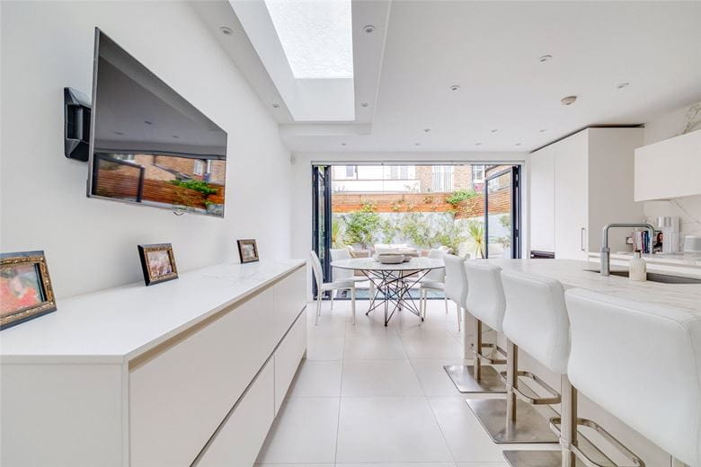5 bedroom house, Ashington Road, London SW6 - Available