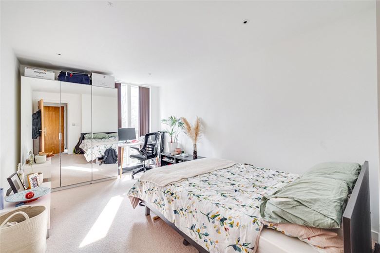 2 bedroom flat, Sharp House, 91 Goldhawk Road W12 - Available