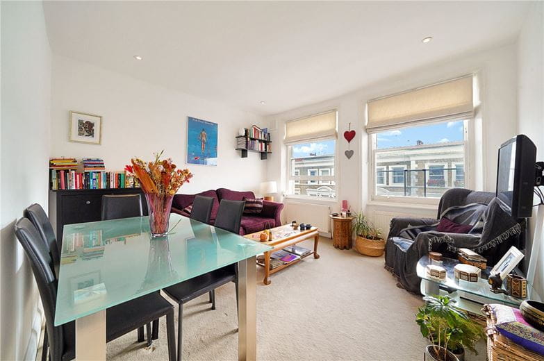 1 bedroom flat, Castletown Road, London W14 - Available
