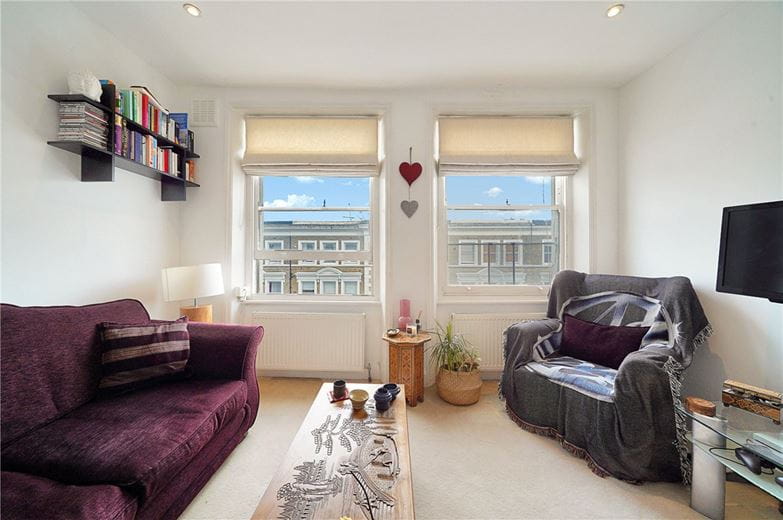 1 bedroom flat, Castletown Road, London W14 - Available