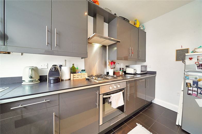1 bedroom flat, Castletown Road, London W14 - Available