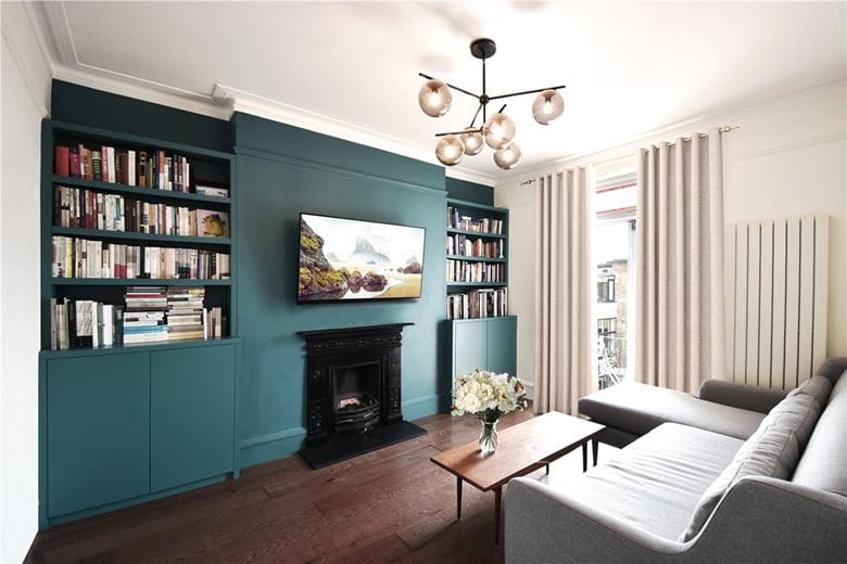 3 bedroom flat, Arundel Mansions, Kelvedon Road SW6 - Let Agreed