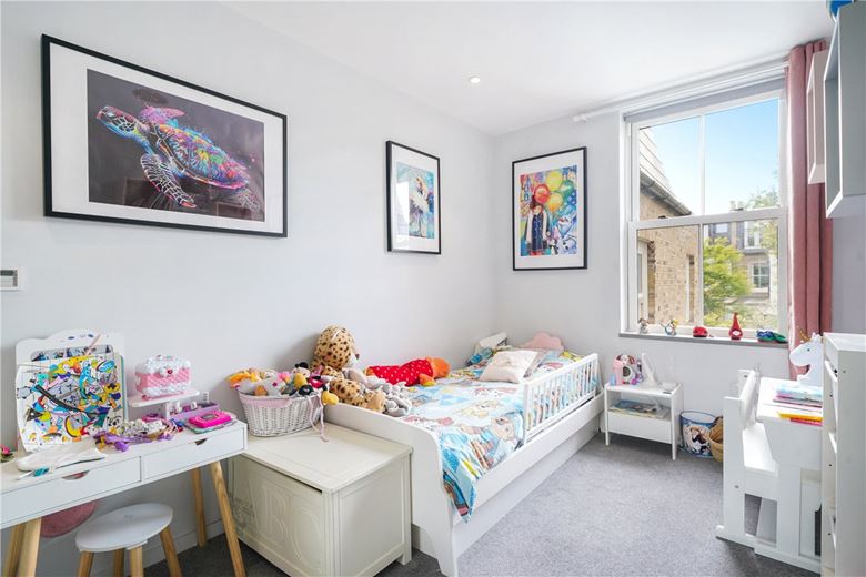 4 bedroom house, Kinnoul Road, London W6 - Let Agreed