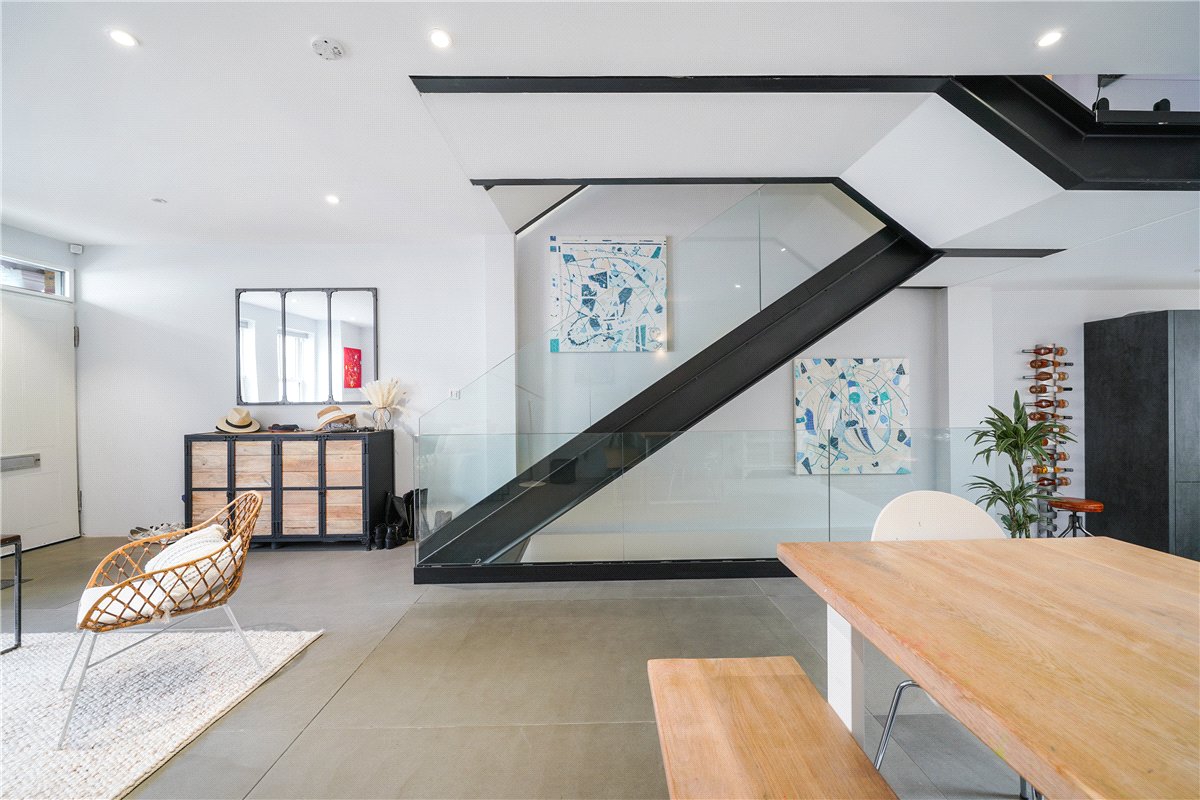4 bedroom house, Kinnoul Road, London W6 - Let Agreed