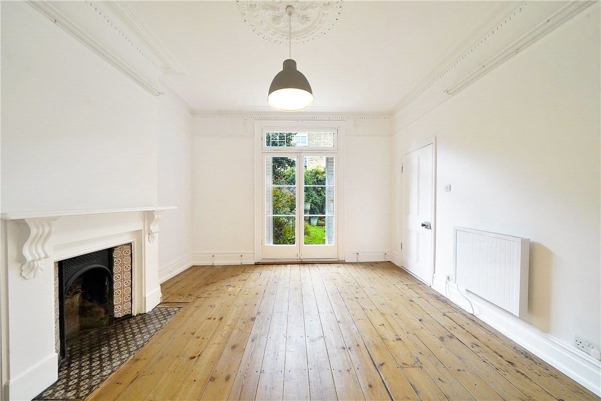 1 bedroom flat, Lilyville Road, London SW6 - Let Agreed