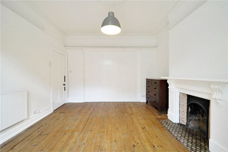 1 bedroom flat, Lilyville Road, London SW6 - Let Agreed