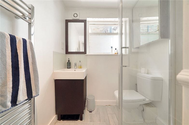 2 bedroom flat, Rigault Road, London SW6 - Let Agreed