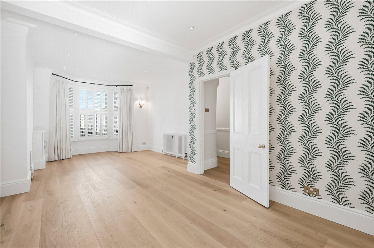 4 bedroom house, Rosaville Road, London SW6 - Available