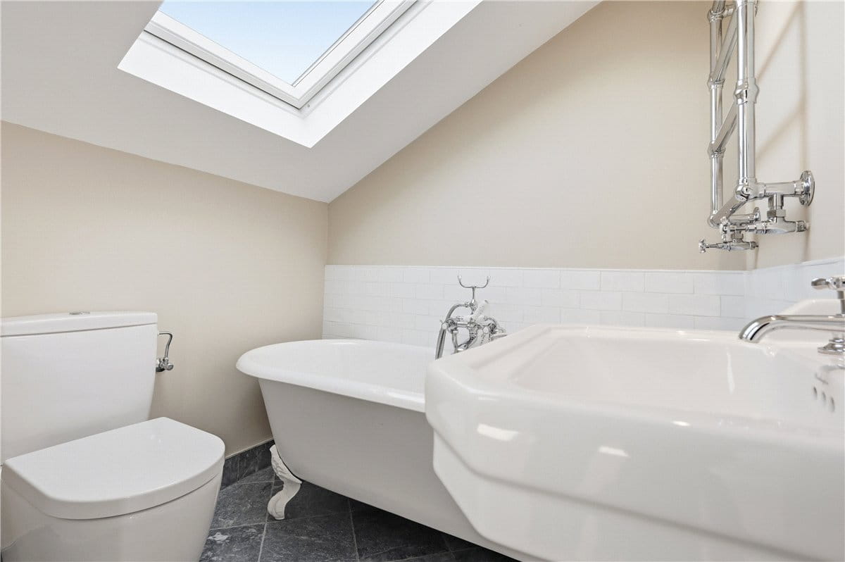 4 bedroom house, Rosaville Road, London SW6 - Available