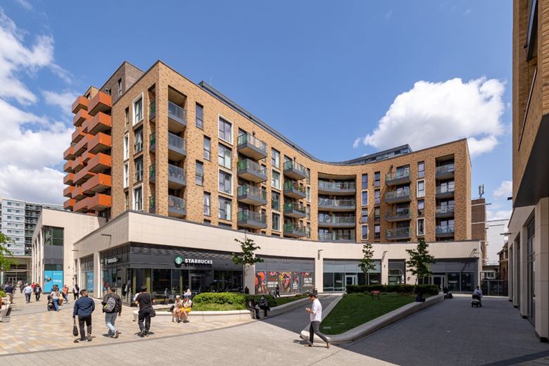 2 bedroom flat, Unity Lane, Hounslow TW3 - Available