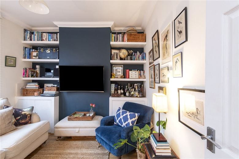 2 bedroom house, Lydden Grove, London SW18 - Sold