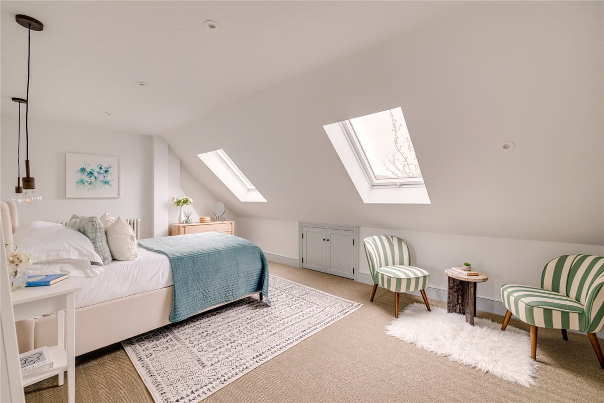 5 bedroom house, Byfeld Gardens, London SW13 - Available