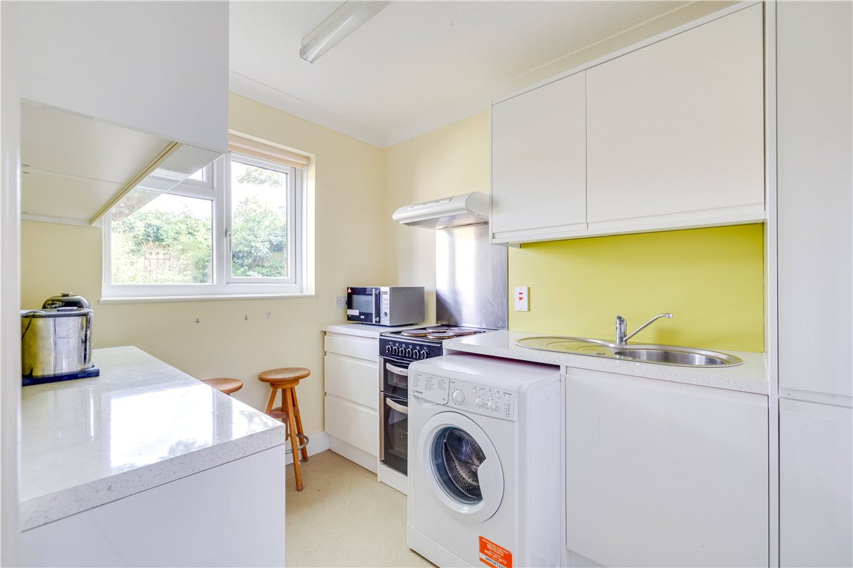 1 bedroom flat, Clarence Lane, London SW15 - Sold STC